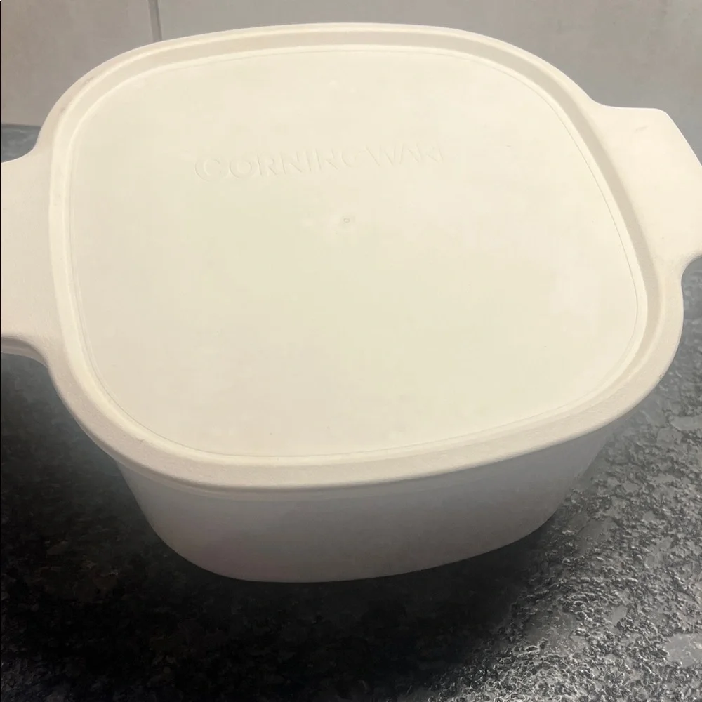 Corningware solid White Glass-Top AND plastic top Casserole Dish 2.5 qt bowl